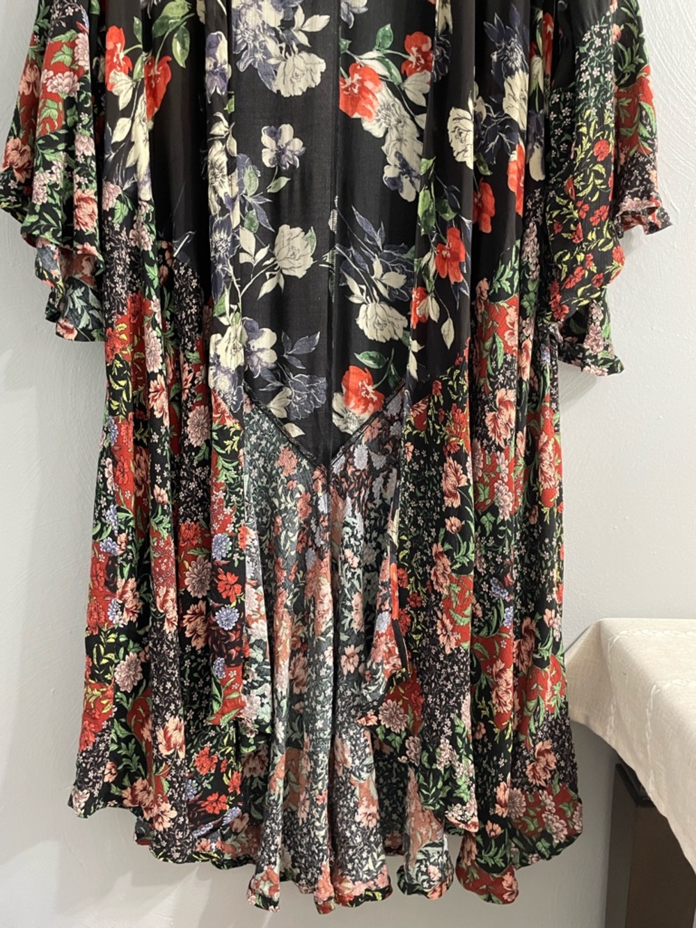 TORRID High-Low Multi Floral long Kimono Bell Sleeves boho festival Coachella 2X - Picture 5 of 13